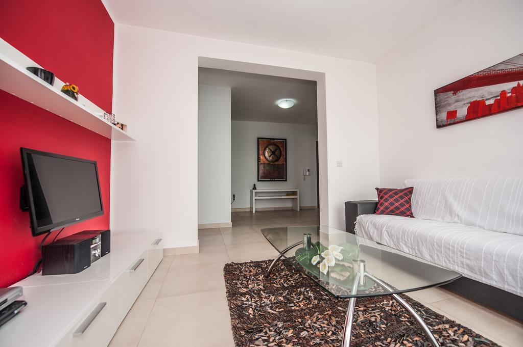 The Waves Apartment Marsaxlokk Kamer foto