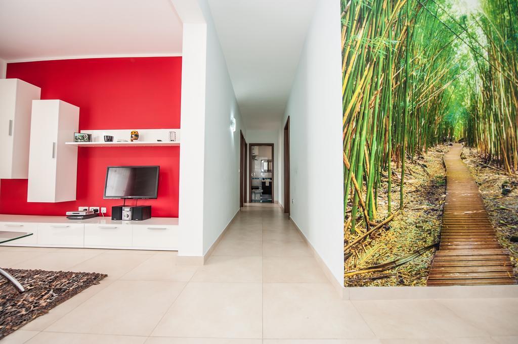 The Waves Apartment Marsaxlokk Kamer foto